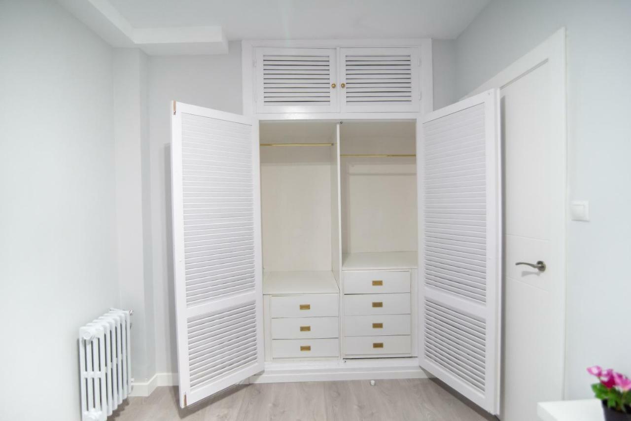 Emperatriz Deluxe Apartment Granada Bagian luar foto