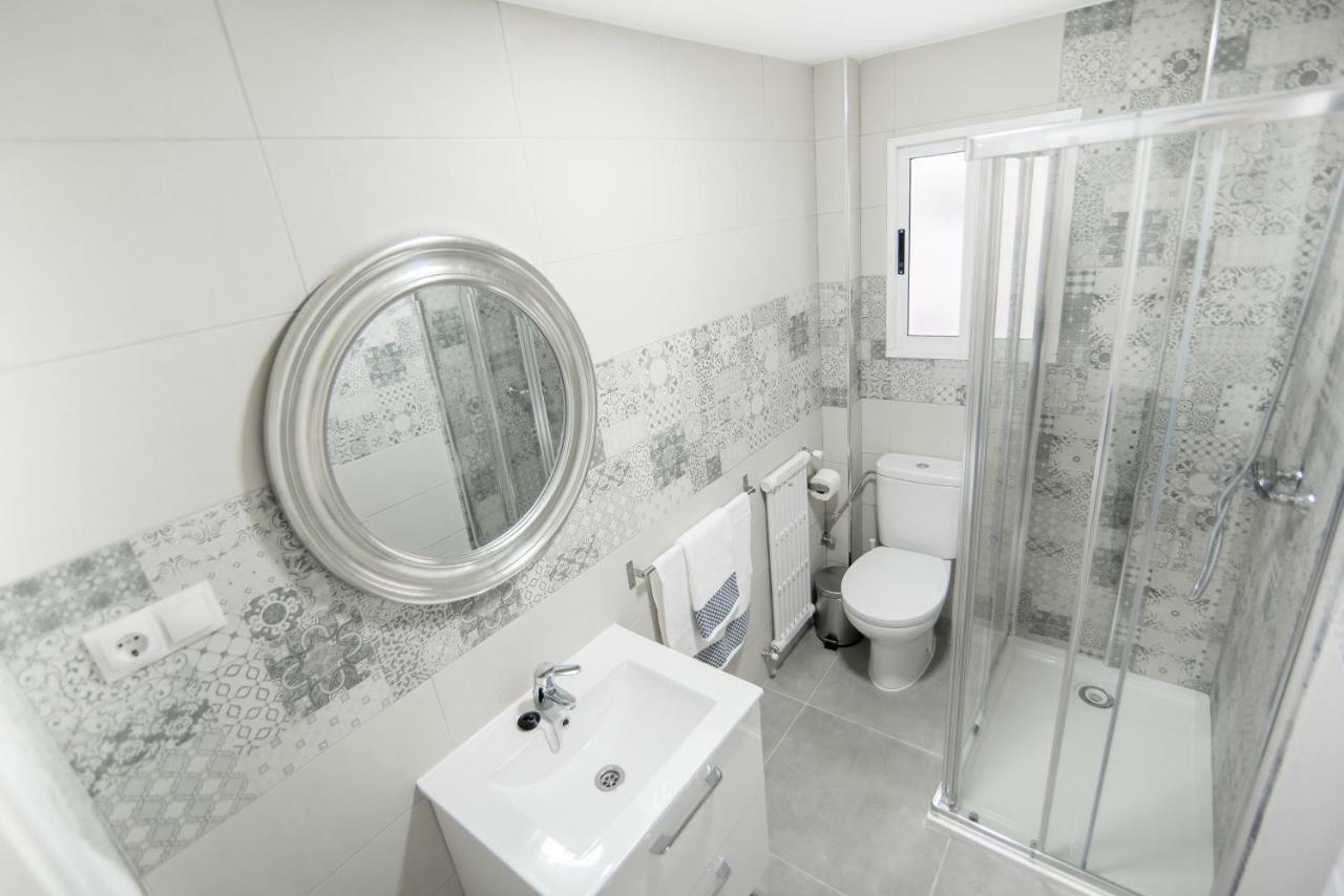 Emperatriz Deluxe Apartment Granada Bagian luar foto