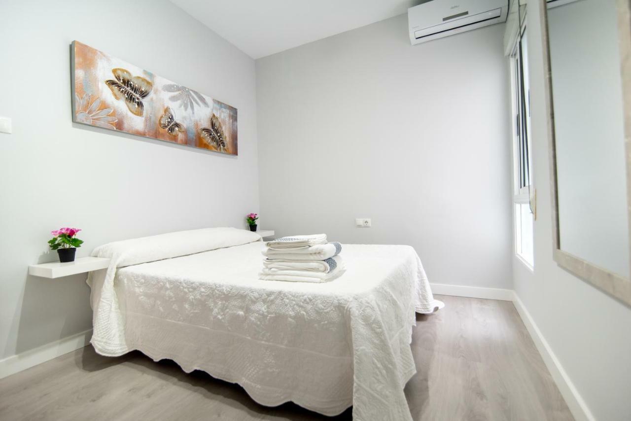 Emperatriz Deluxe Apartment Granada Bagian luar foto
